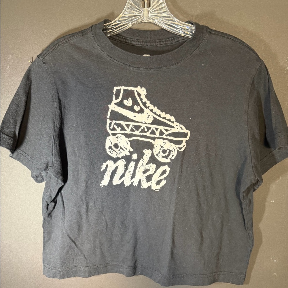 Nike Crop Tee. Size large kids